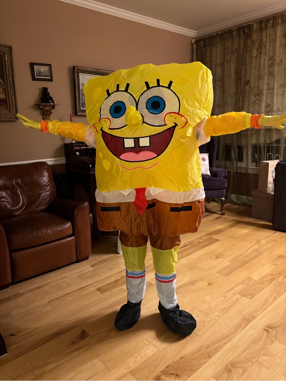 Source Unknown Yellow Sponge Character Kids Costume with Brown Shorts